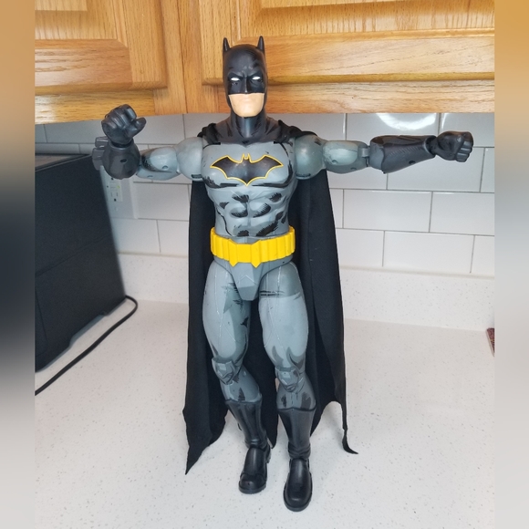 2018 Jakks Pacifics DC Comics Batman Super Hero Figure 19' Standing - Picture 1 of 11